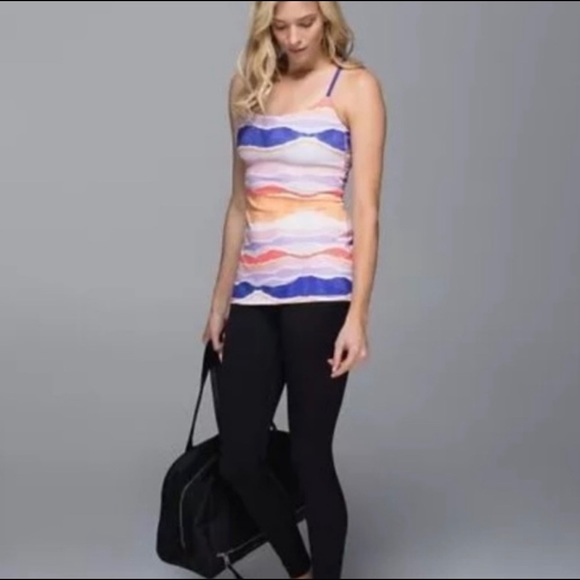 Lululemon Top - Picture 5 of 6